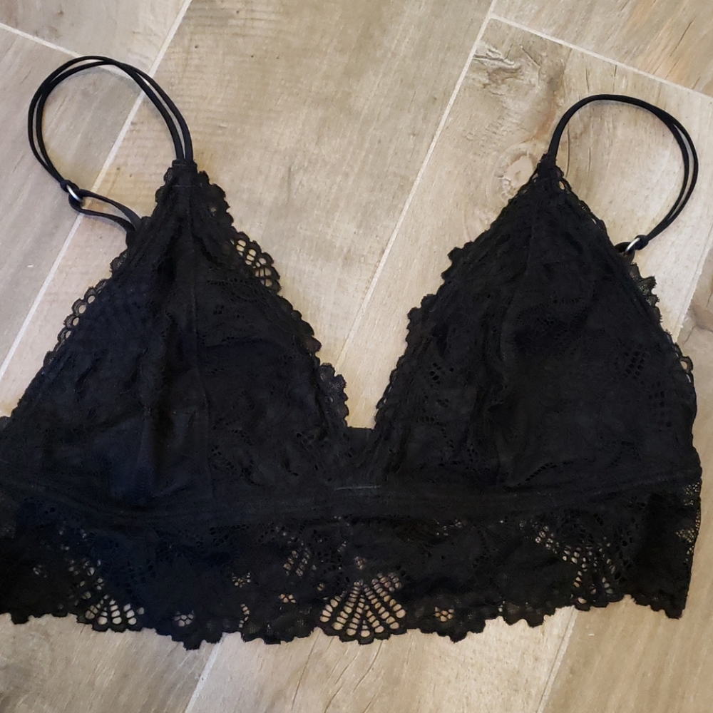 ABERCROMBIE & FITCH bra. M